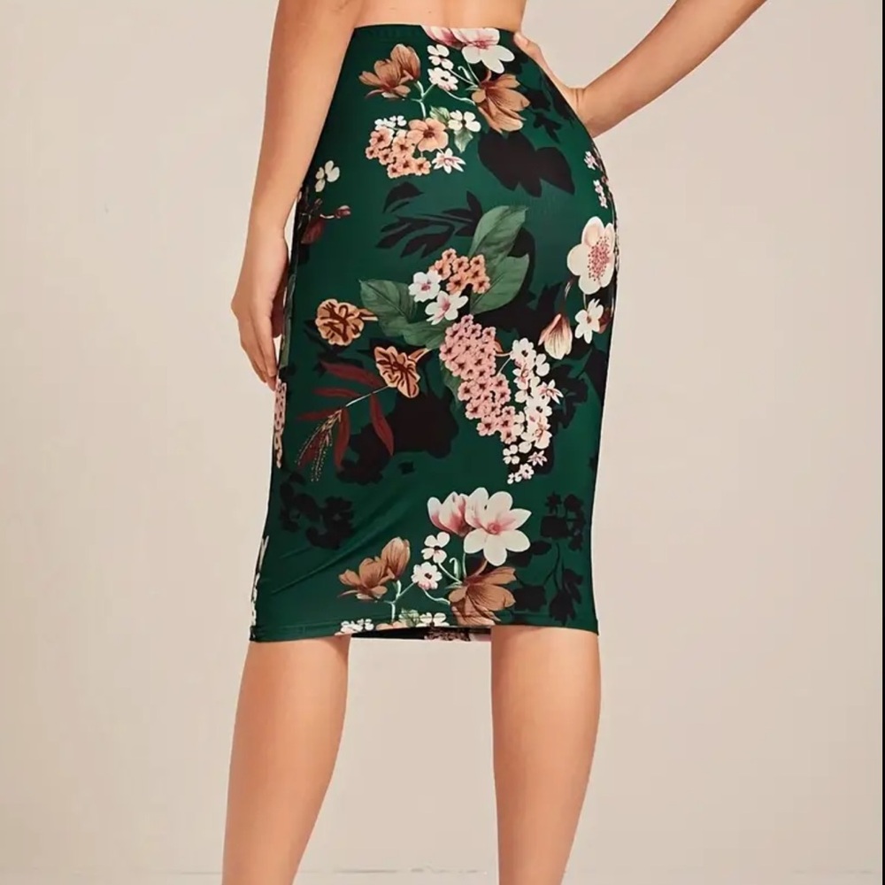 Skinny skirt - Picture 5 of 5